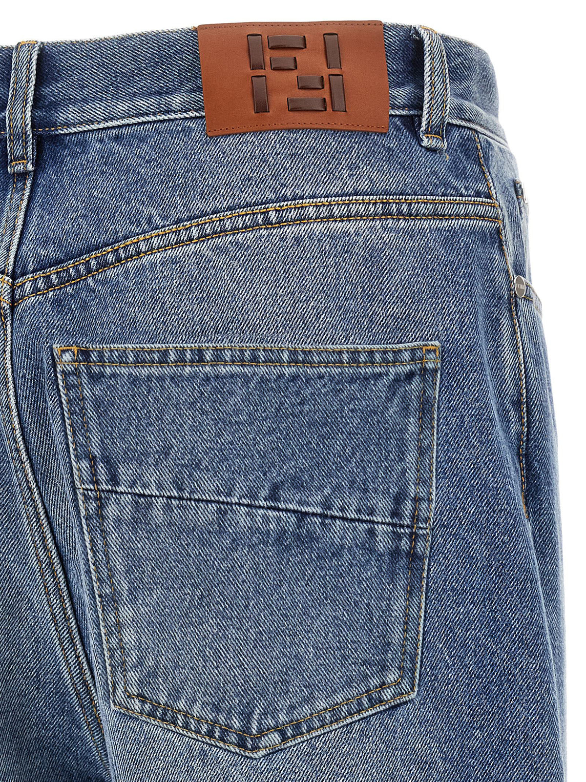 Pantalon Fendi en jean de coton à la coupe décontractée, couleur bleue