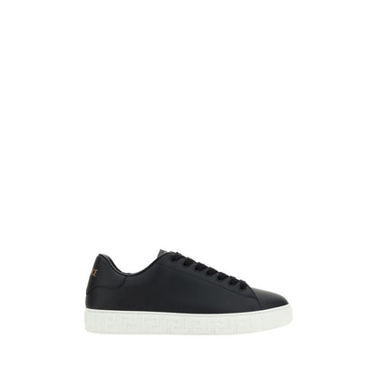 Versace Baskets basses en cuir noir Bos Taurus - Silhouette classique