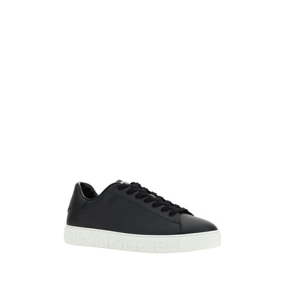 Versace Baskets basses en cuir noir Bos Taurus - Silhouette classique