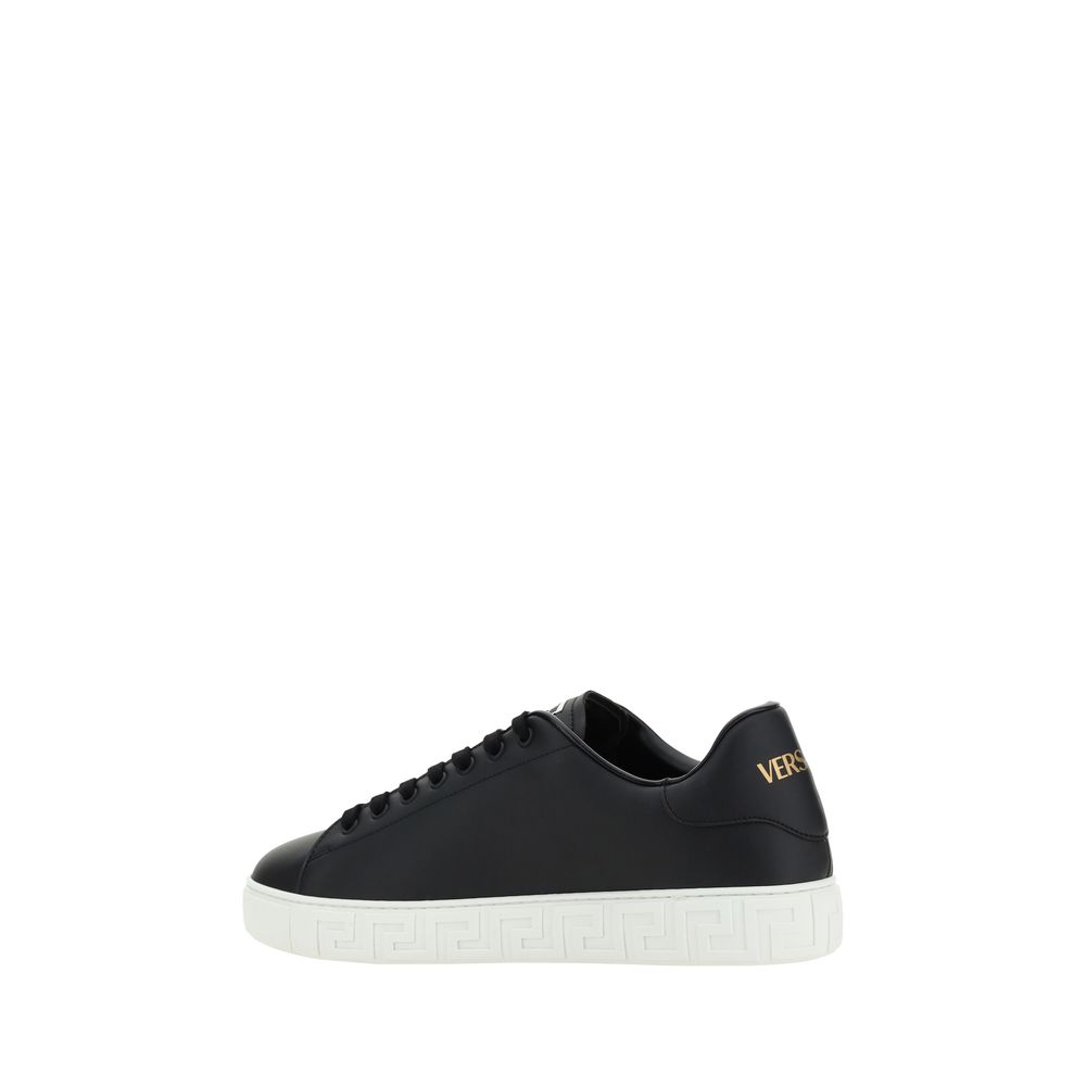 Versace Baskets basses en cuir noir Bos Taurus - Silhouette classique