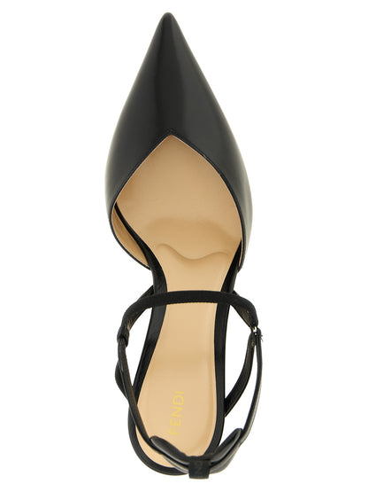 Escarpins à mi-talon en cuir de veau noir Fendi