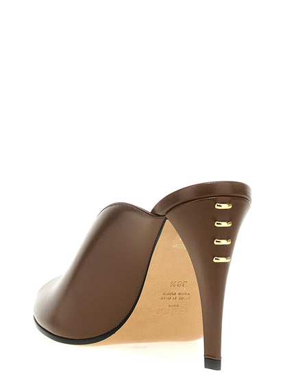 Escarpins à talons hauts Fendi en cuir d'agneau marron