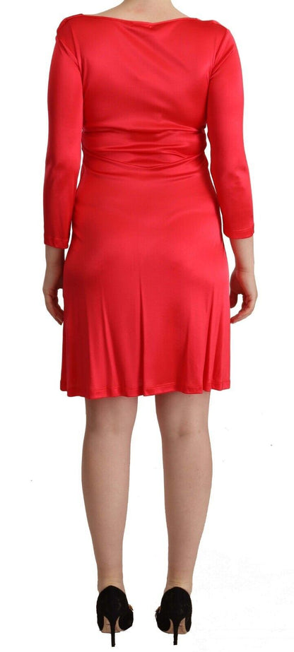 Vestido de tubo John Galliano rojo de viscosa con manga tres cuartos y escote redondo pronunciado