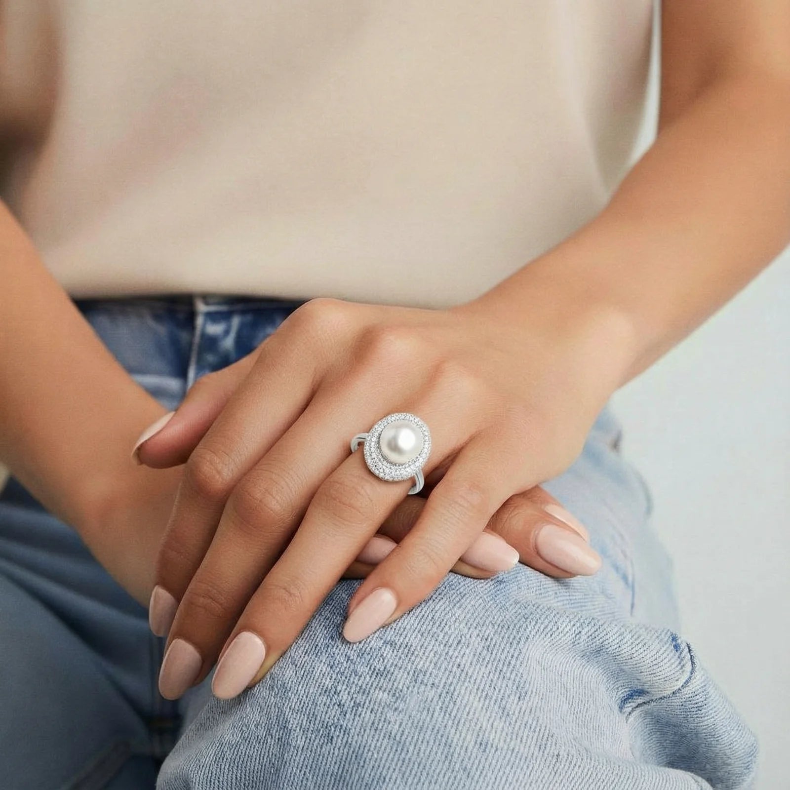 Anillo de constelación de perlas