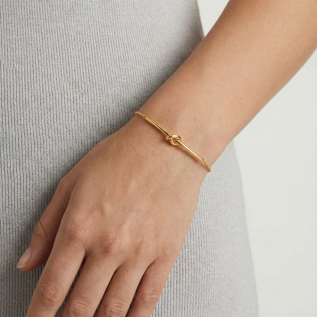 Pulsera de barra de nudo retorcido