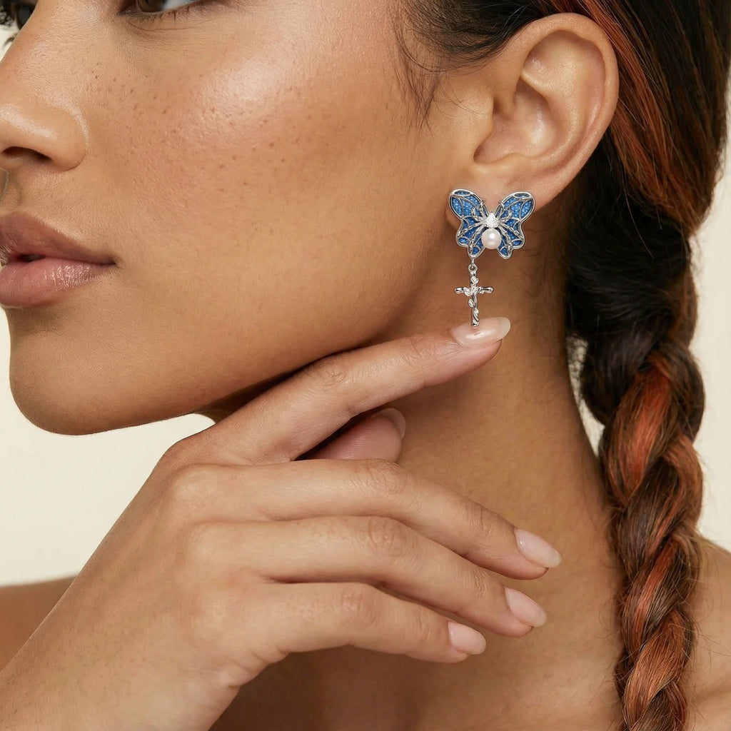 Pendientes de cruz de mariposa celestial