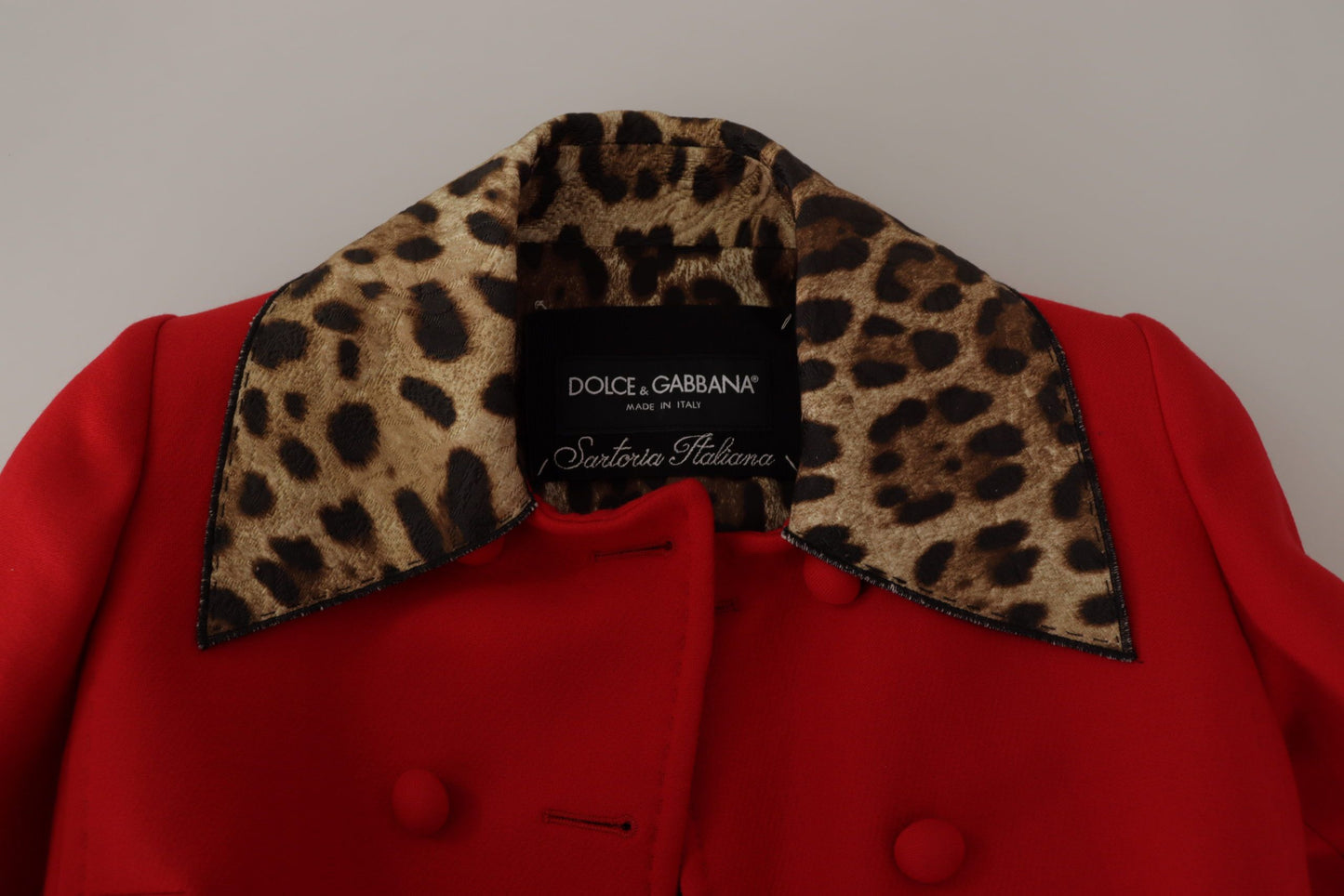 Gabardina de lana con estampado de leopardo rojo de Dolce & Gabbana