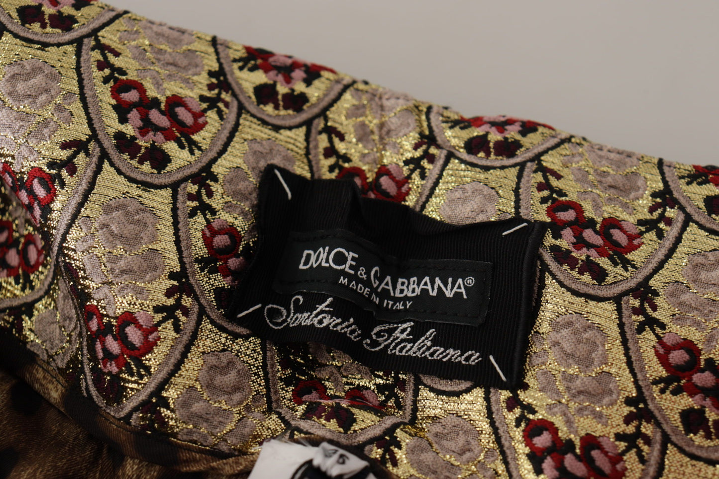 Pantalones de tiro alto Dolce & Gabbana de jacquard dorado con estampado de leopardo marrón