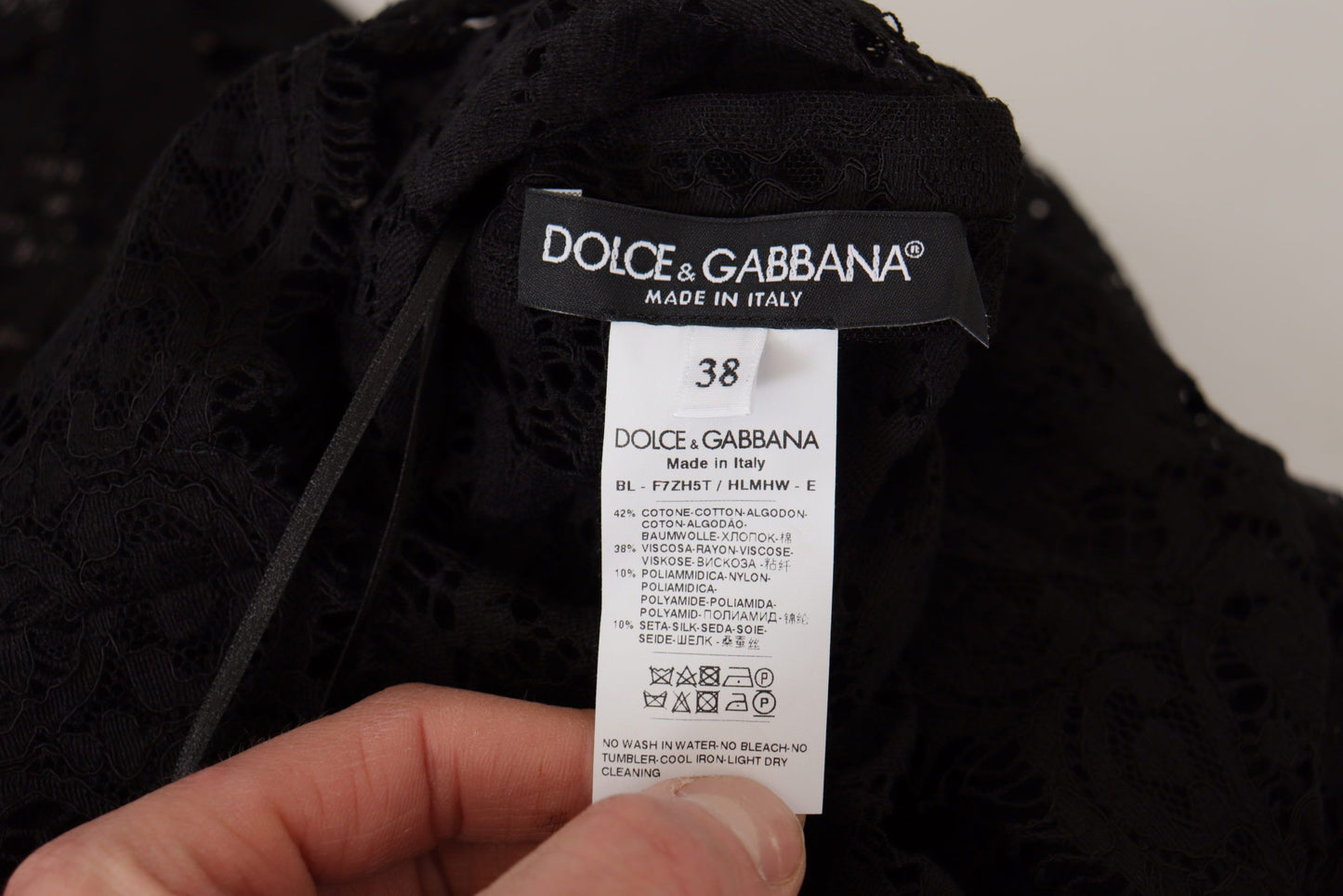 Blusa Sicily de Dolce & Gabbana negra de encaje floral