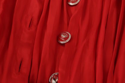 Vestido midi de satén y seda rojo con botones y cinturón de Dolce & Gabbana