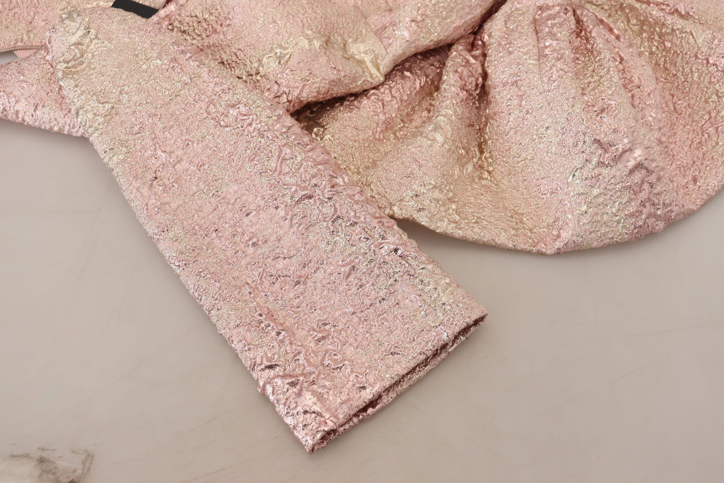 Vestido midi entallado de jacquard rosa de Dolce & Gabbana con manga francesa
