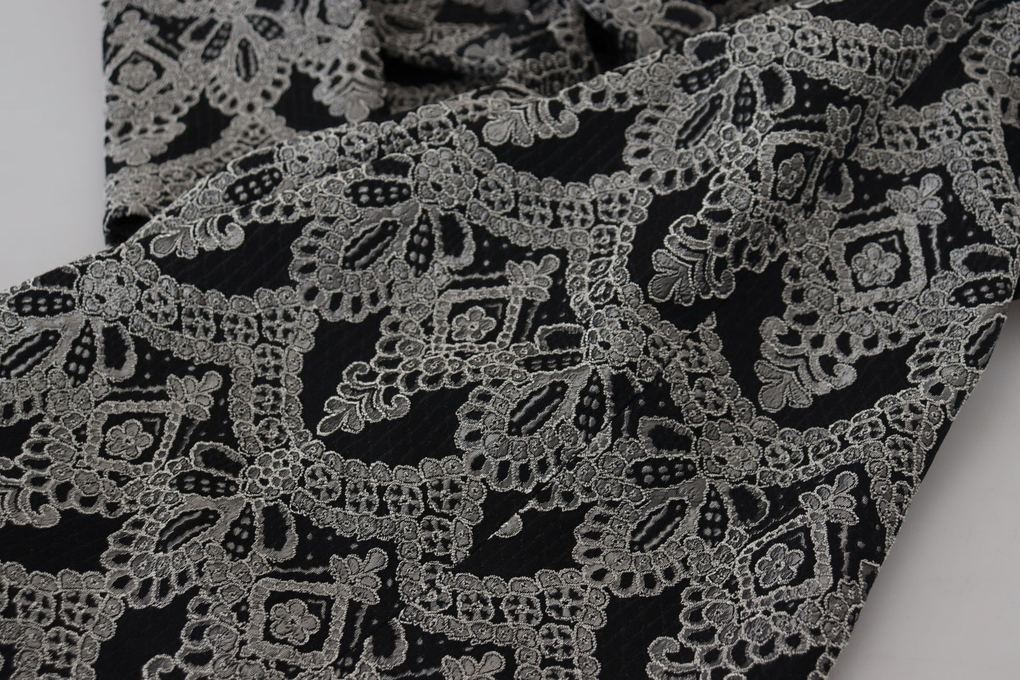 Vestido ajustado jacquard negro y gris de Dolce & Gabbana