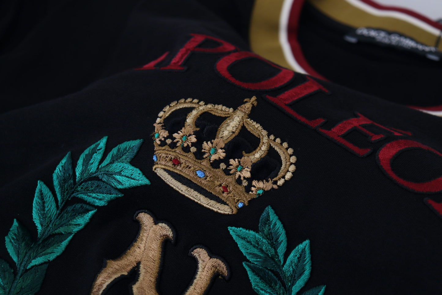 Camiseta de cuello redondo bordada de algodón negro de Dolce & Gabbana