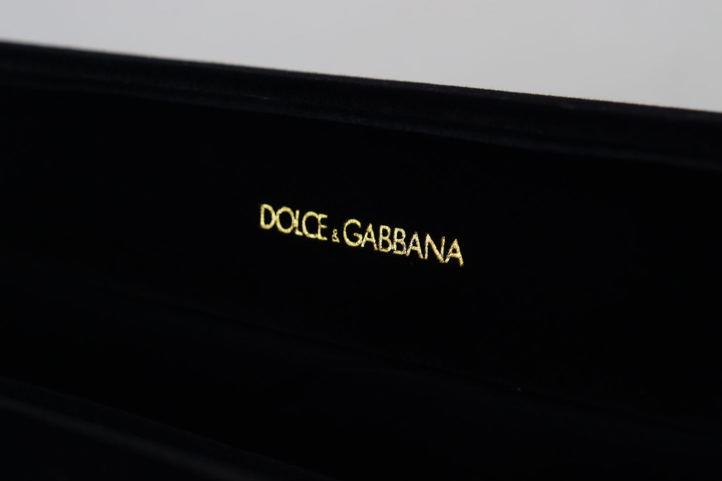 Caja de joyería/pulsera Dolce & Gabbana de terciopelo negro con placa de logotipo