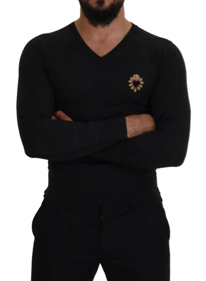 Jersey con cuello en V de cachemir gris con corazón dorado Dolce & Gabbana