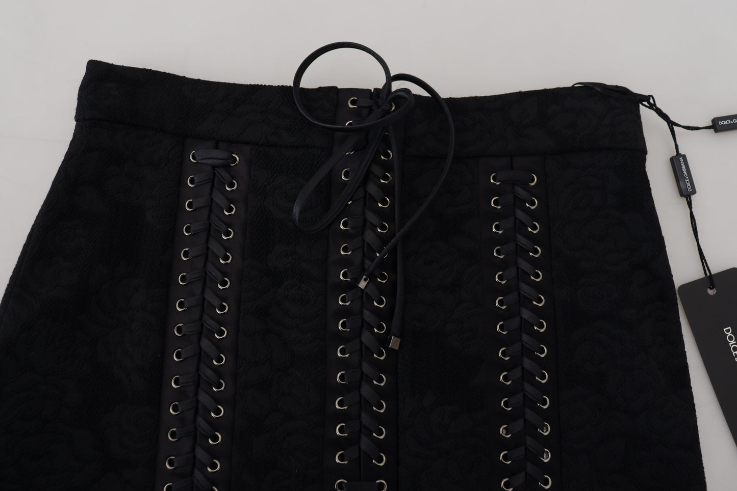 Minifalda lápiz negra de brocado por encima de la rodilla de Dolce & Gabbana