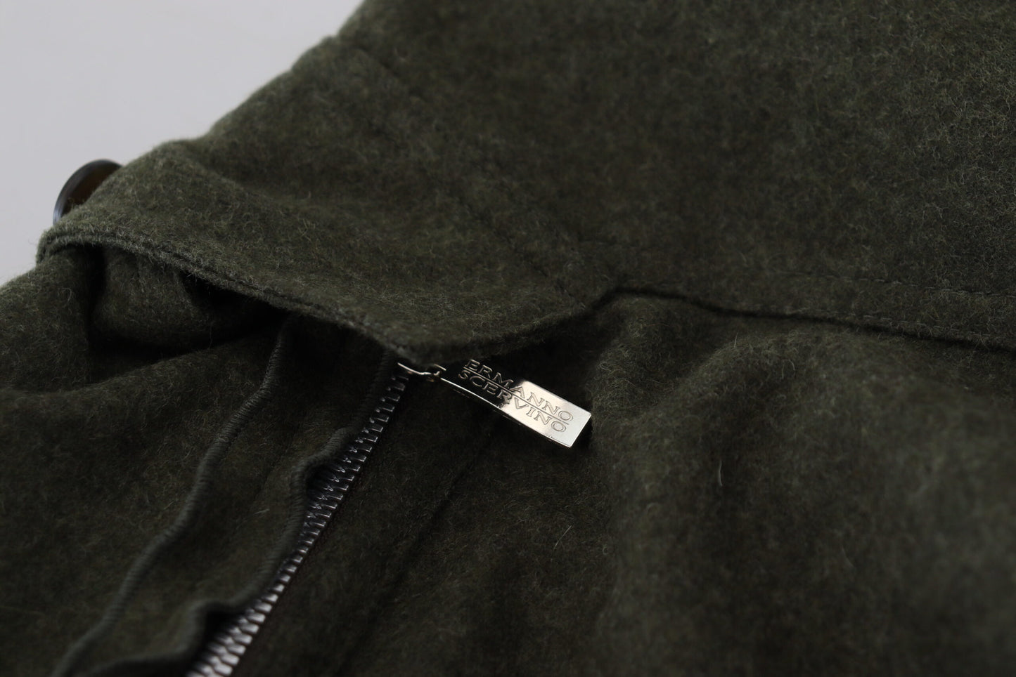 Pantalones cónicos Ermanno Scervino para mujer, de color verde y con cordones en la pernera