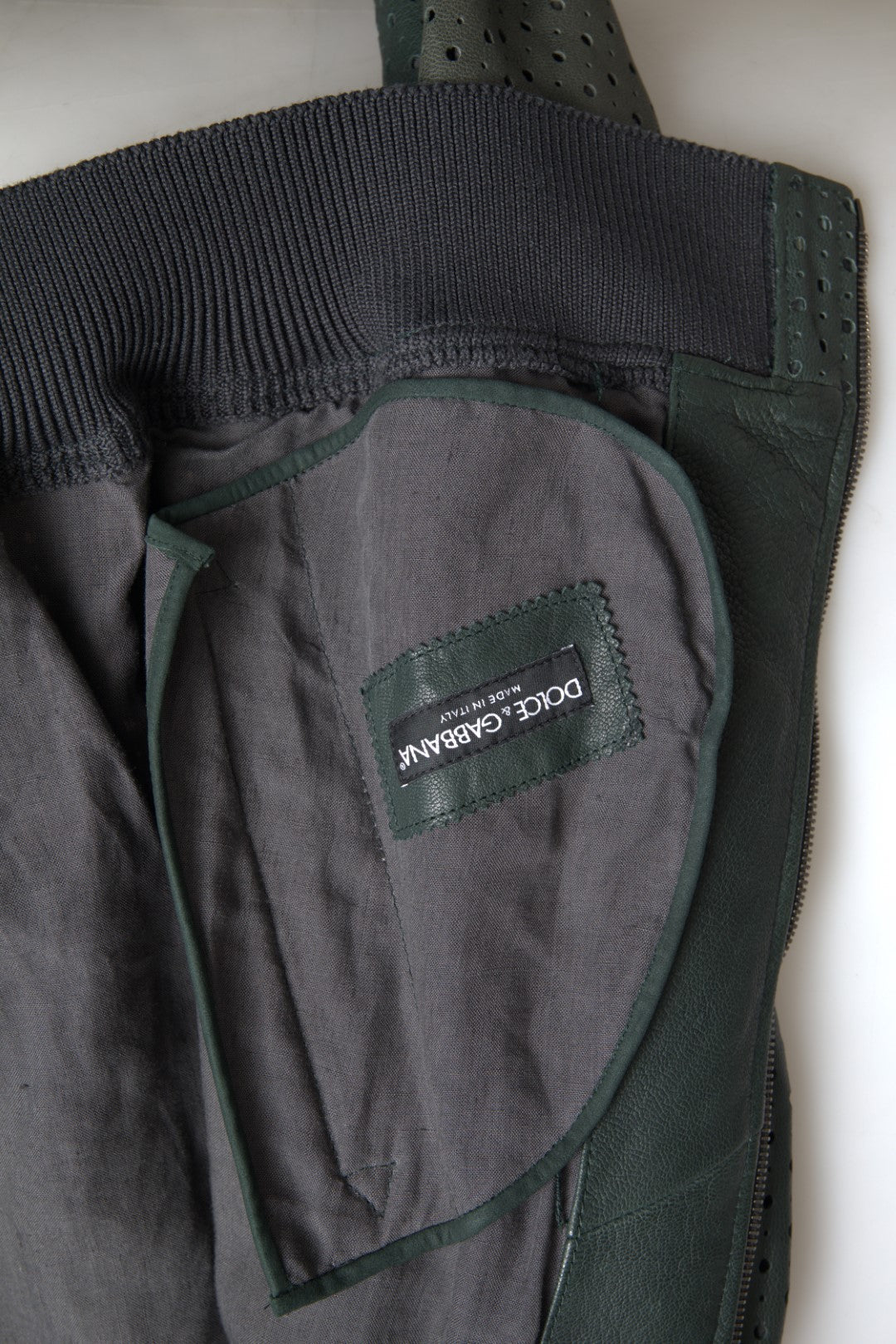 Cazadora bomber de cuero perforado verde Dolce & Gabbana