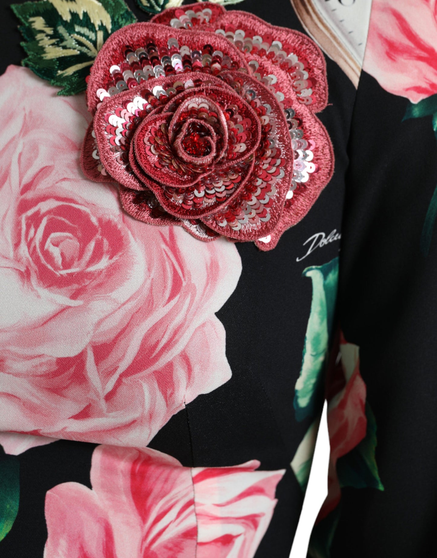 Vestido de encaje floral negro acampanado con adornos de Dolce & Gabbana