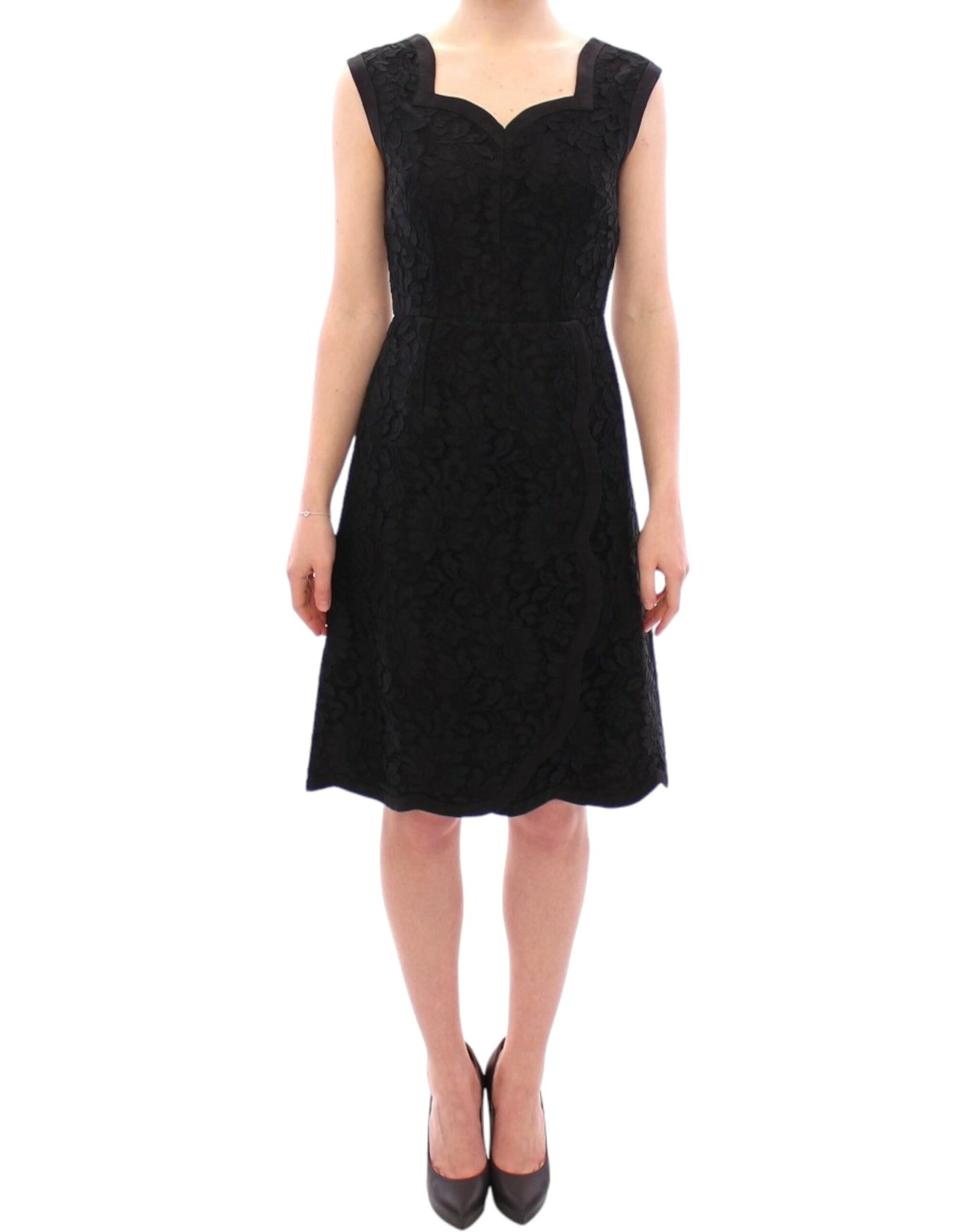 Vestido de pasarela Sicily de encaje floral negro de Dolce & Gabbana