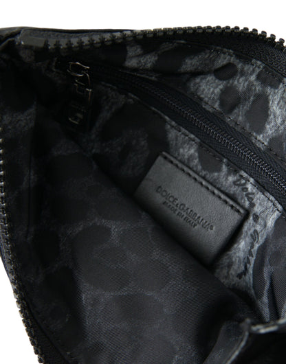 Dolce & Gabbana Bolsos de Mano Tipo Clutch con Llavero y Placa con el Logo de Nylon Negro