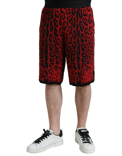 Pantalones cortos bermudas Dolce & Gabbana de viscosa con estampado de leopardo rojo