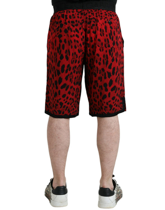 Pantalones cortos bermudas Dolce & Gabbana de viscosa con estampado de leopardo rojo