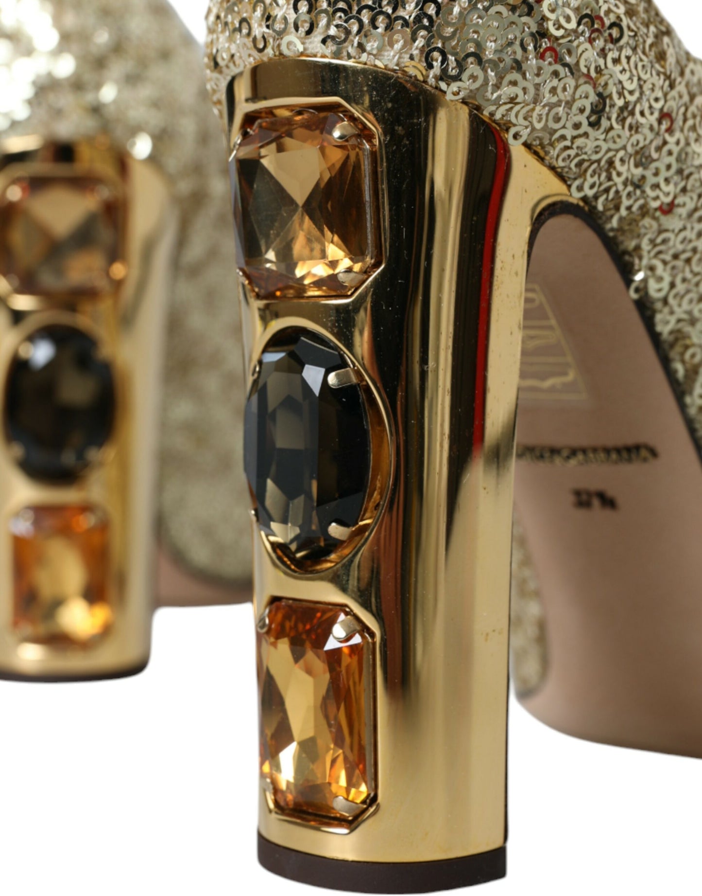 Zapatos de tacón Dolce & Gabbana de lentejuelas doradas con cristales