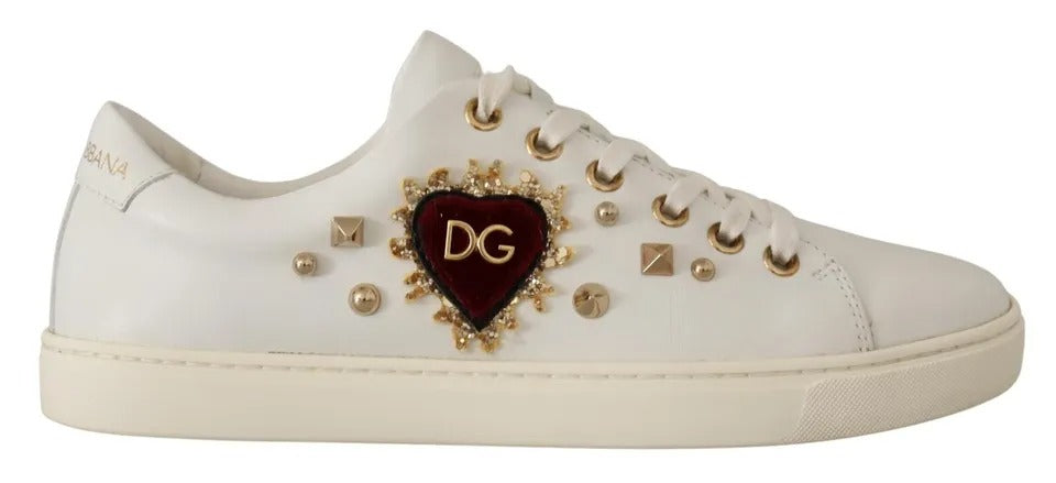 Zapatillas Dolce & Gabbana de cuero blanco con corazón dorado y rojo