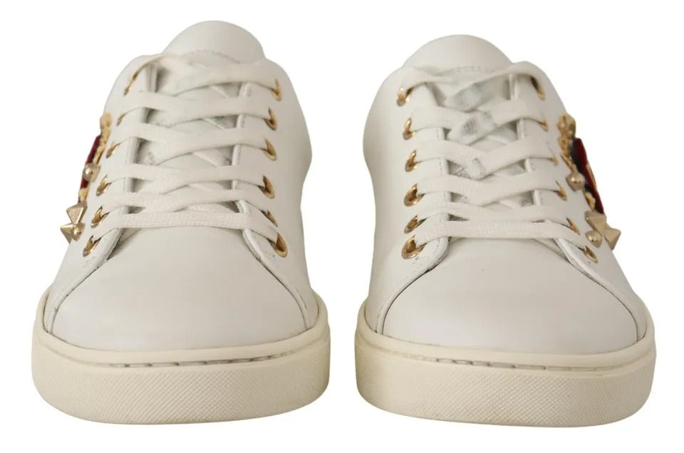 Zapatillas Dolce & Gabbana de cuero blanco con corazón dorado y rojo
