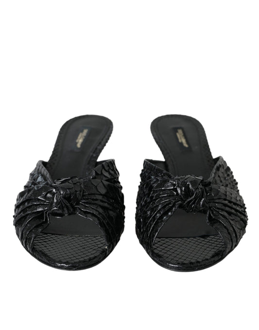 Chanclas Dolce & Gabbana de piel exótica negra con tacón