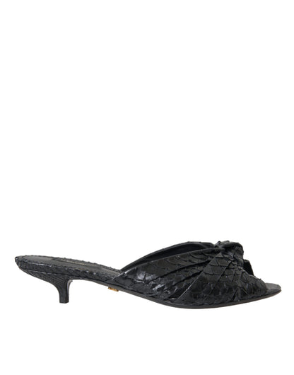 Chanclas Dolce & Gabbana de piel exótica negra con tacón