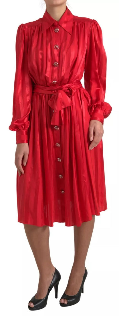 Vestido midi de satén y seda rojo con botones y cinturón de Dolce & Gabbana