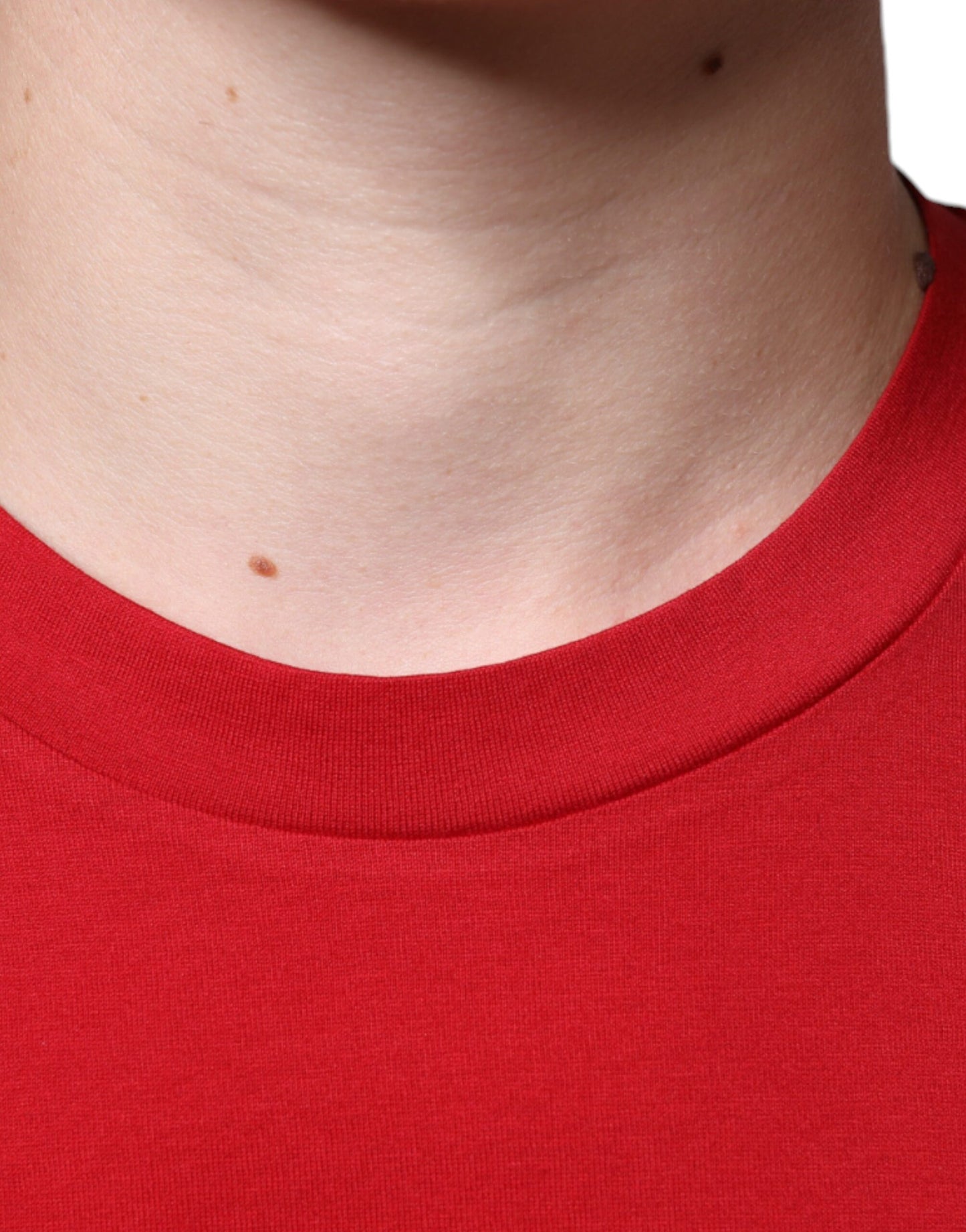 Camiseta de cuello redondo con estampado del logotipo DG de algodón rojo de Dolce & Gabbana