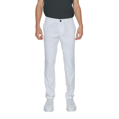 Pantalones casuales de algodón blanco Armani Exchange