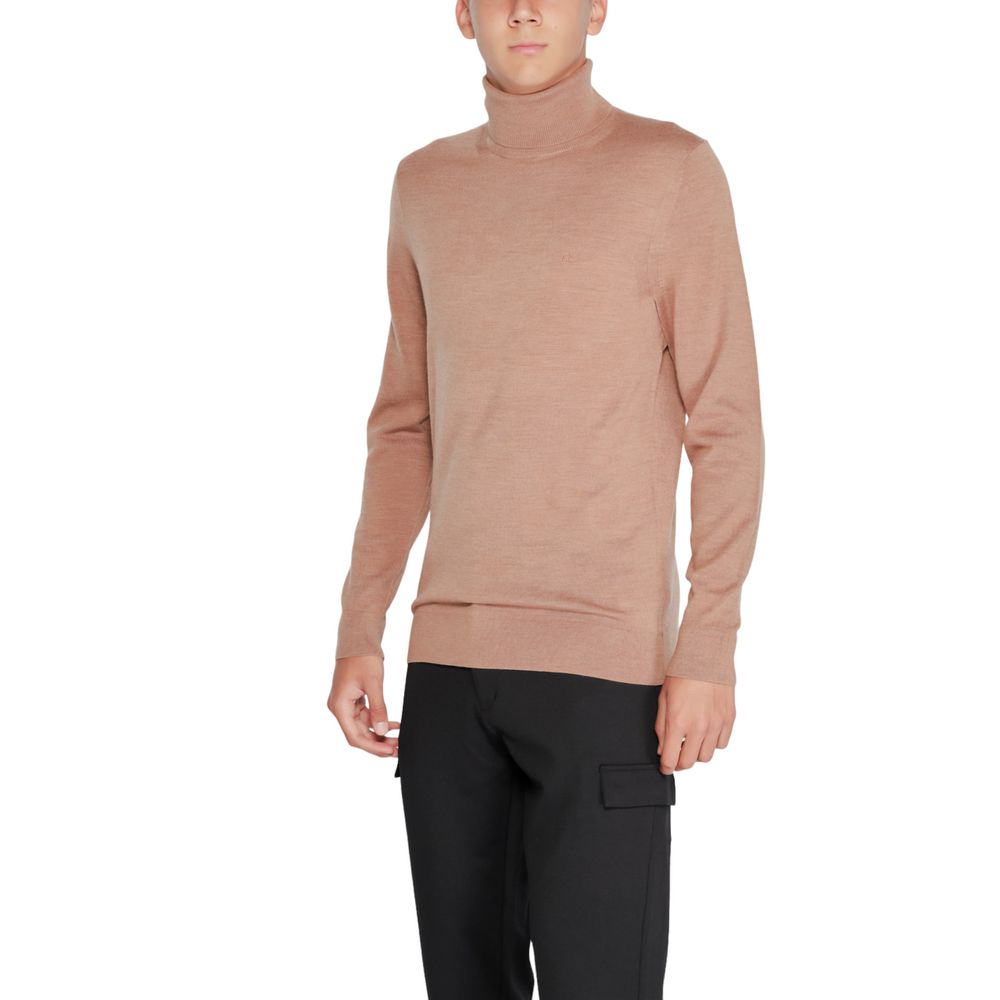 Cuello alto de lana beige Calvin Klein
