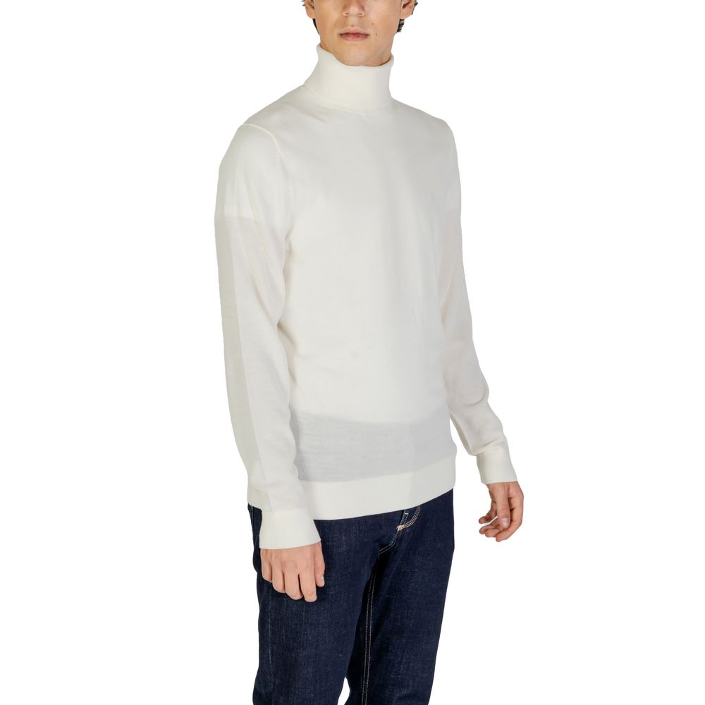 Calvin Klein Jeans Suéter de cuello alto de lana color crema