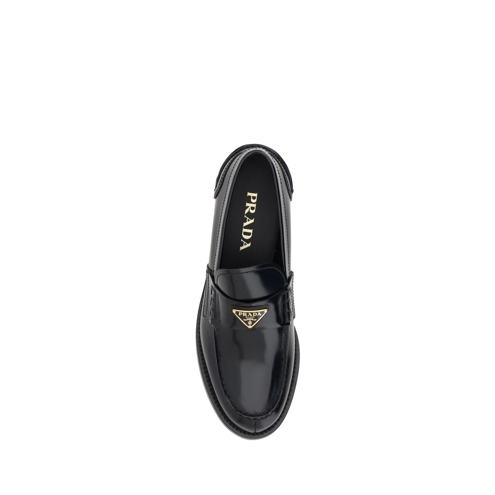 Mocasines de Piel Negra de Prada con Detalle de Logo