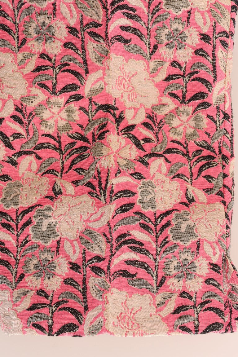 Pantalones Capri de Brocado Floral Rosa de Dolce & Gabbana