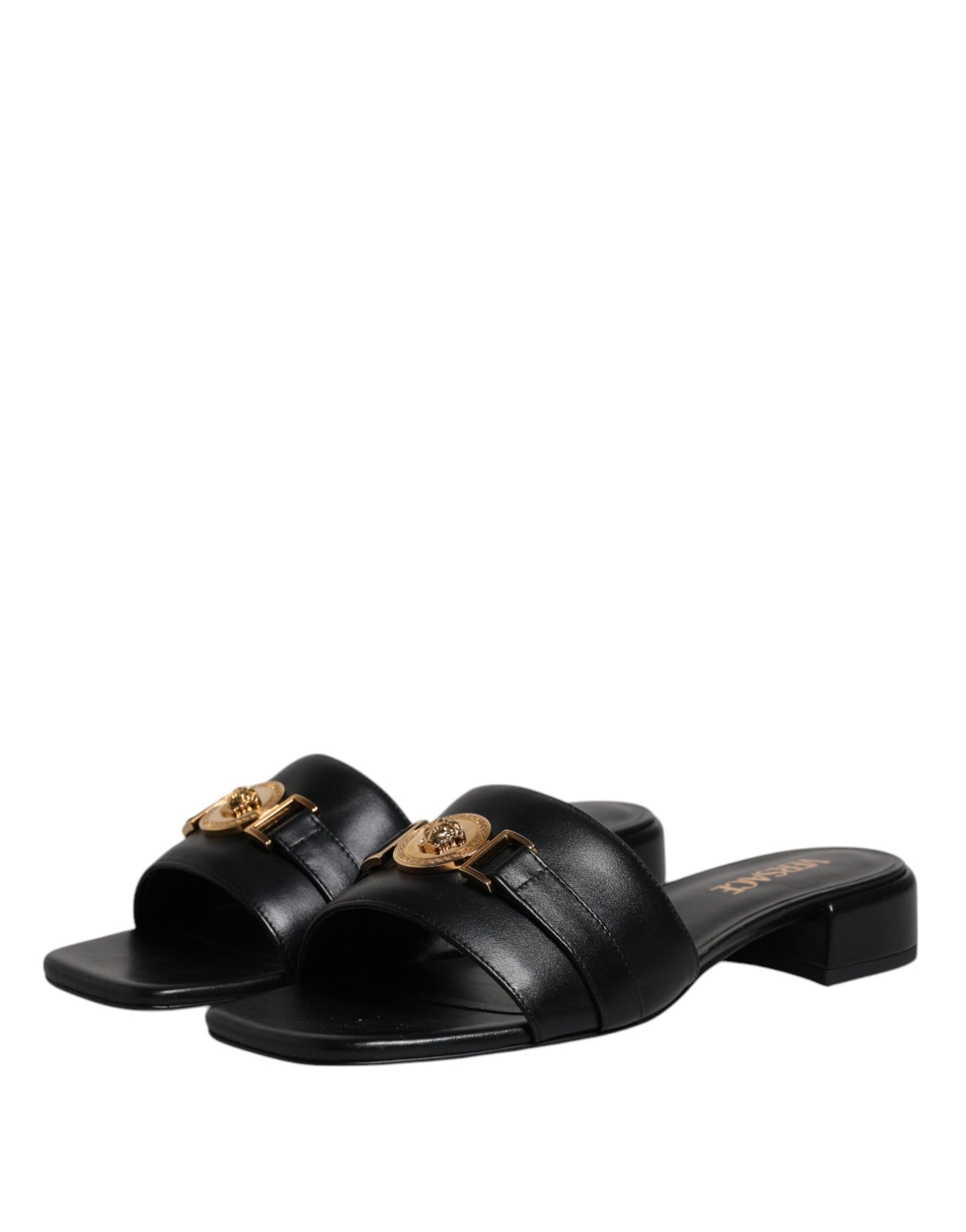 Versace Zapatillas Destalonadas Planas de Cuero Negro con Placa del Logo