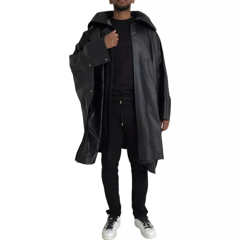 Gabardina Bottega Veneta de piel negra con capucha para hombre