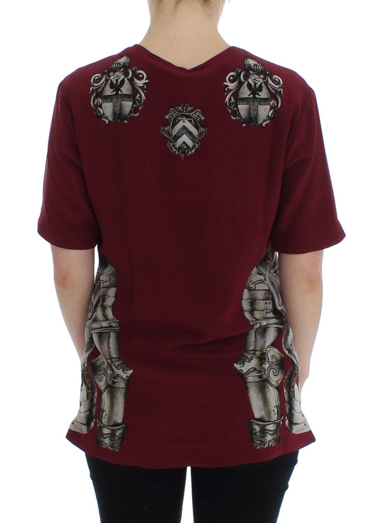 Camiseta blusa de seda con estampado de caballero rojo de Dolce & Gabbana