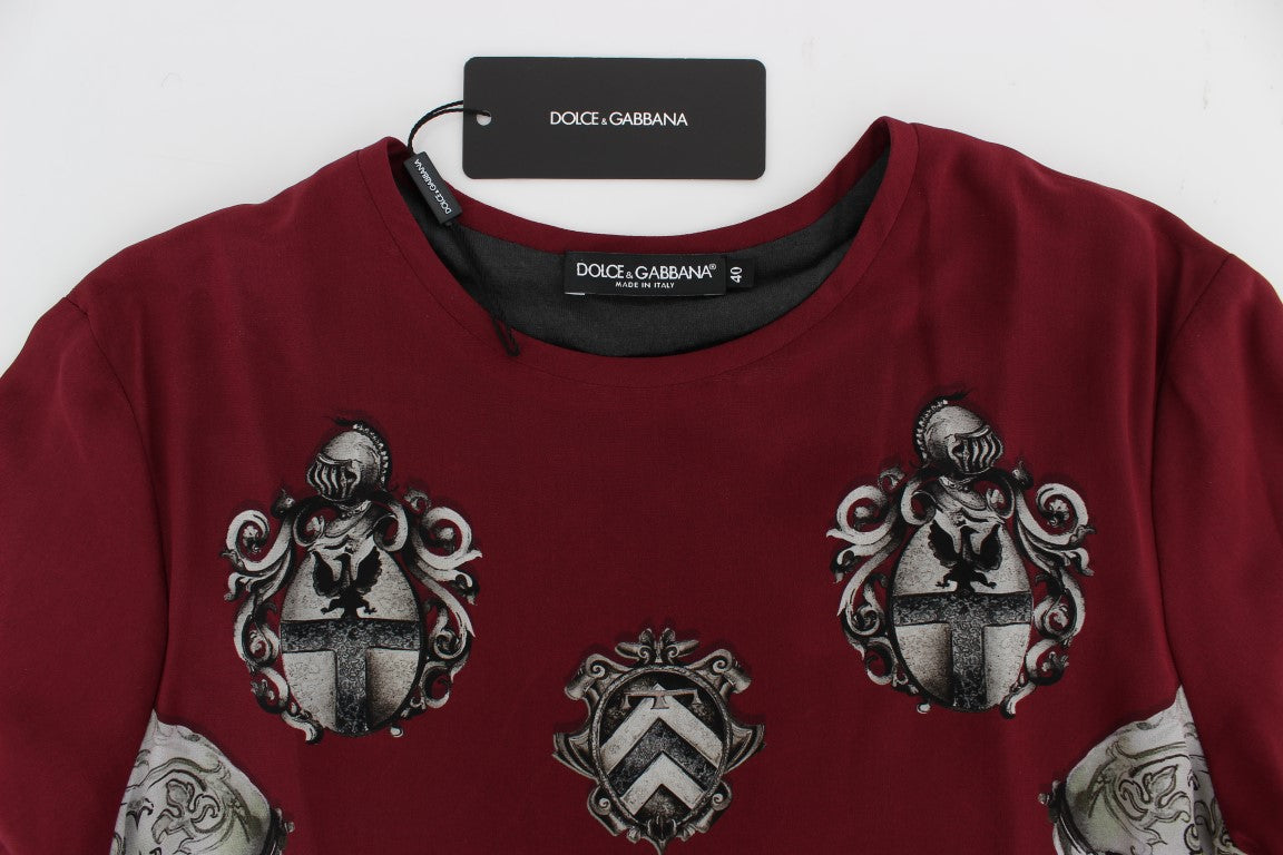 Camiseta blusa de seda con estampado de caballero rojo de Dolce & Gabbana