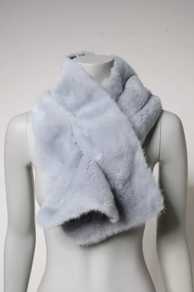 Bufanda/Calentacuello de Piel de Visón Azul Celeste de Dolce & Gabbana