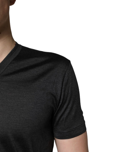 Camiseta de seda gris oscuro con cuello de pico y manga corta Dolce & Gabbana