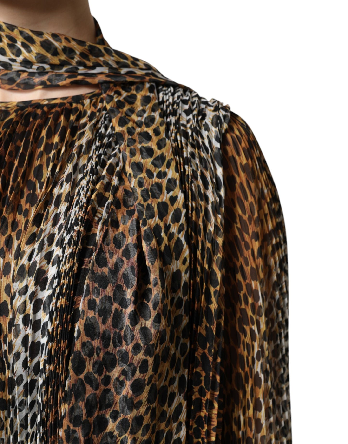 Vestido de gasa con cuello y estampado de leopardo marrón de Dolce & Gabbana