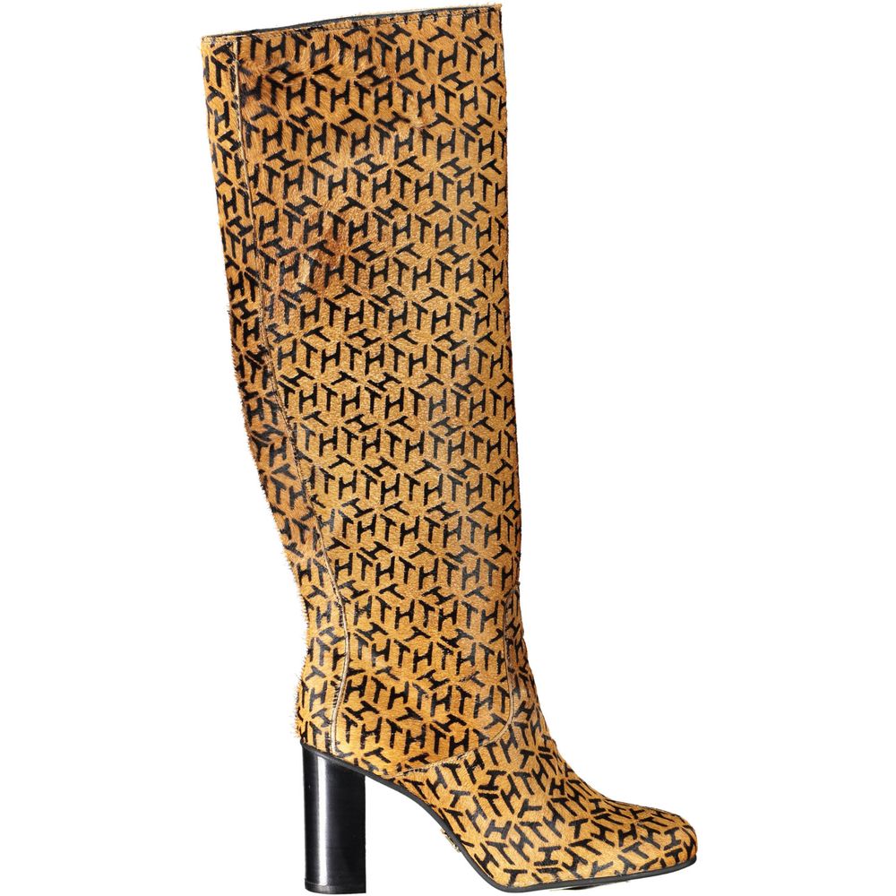 Bota Tommy Hilfiger de cuero beige para mujer