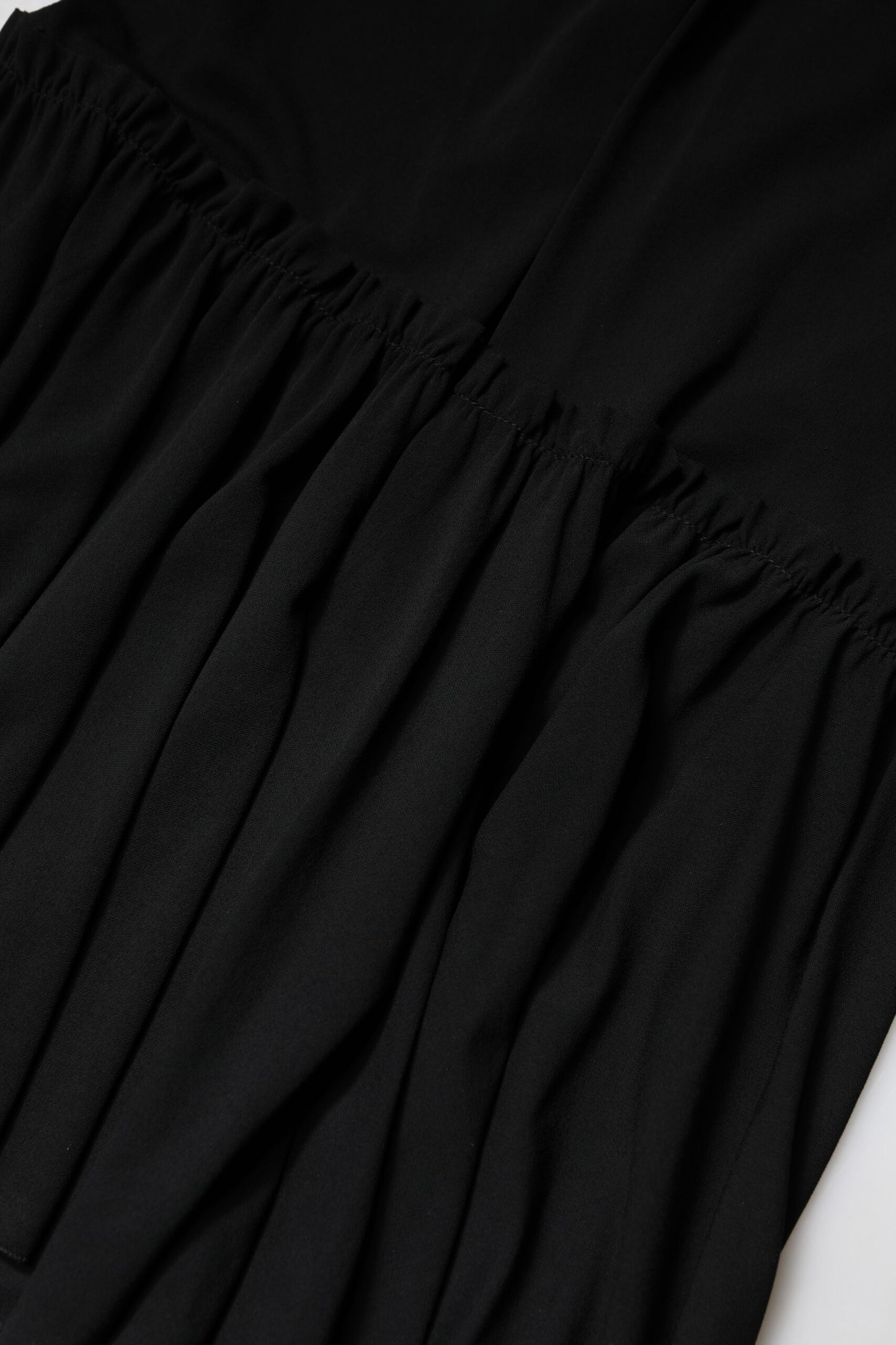 Falda midi Dolce & Gabbana negra de corte sirena y talle alto