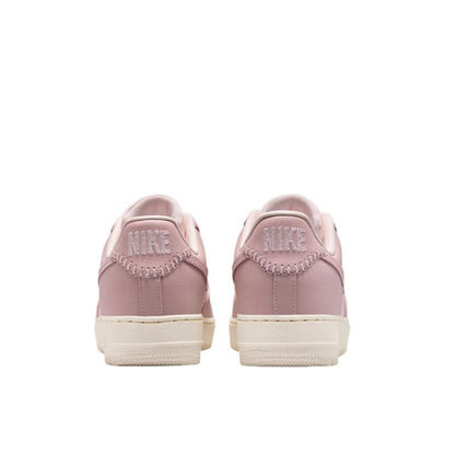 Zapatillas Nike Air Force 1 ‘07 LX Pink Gaze para mujer