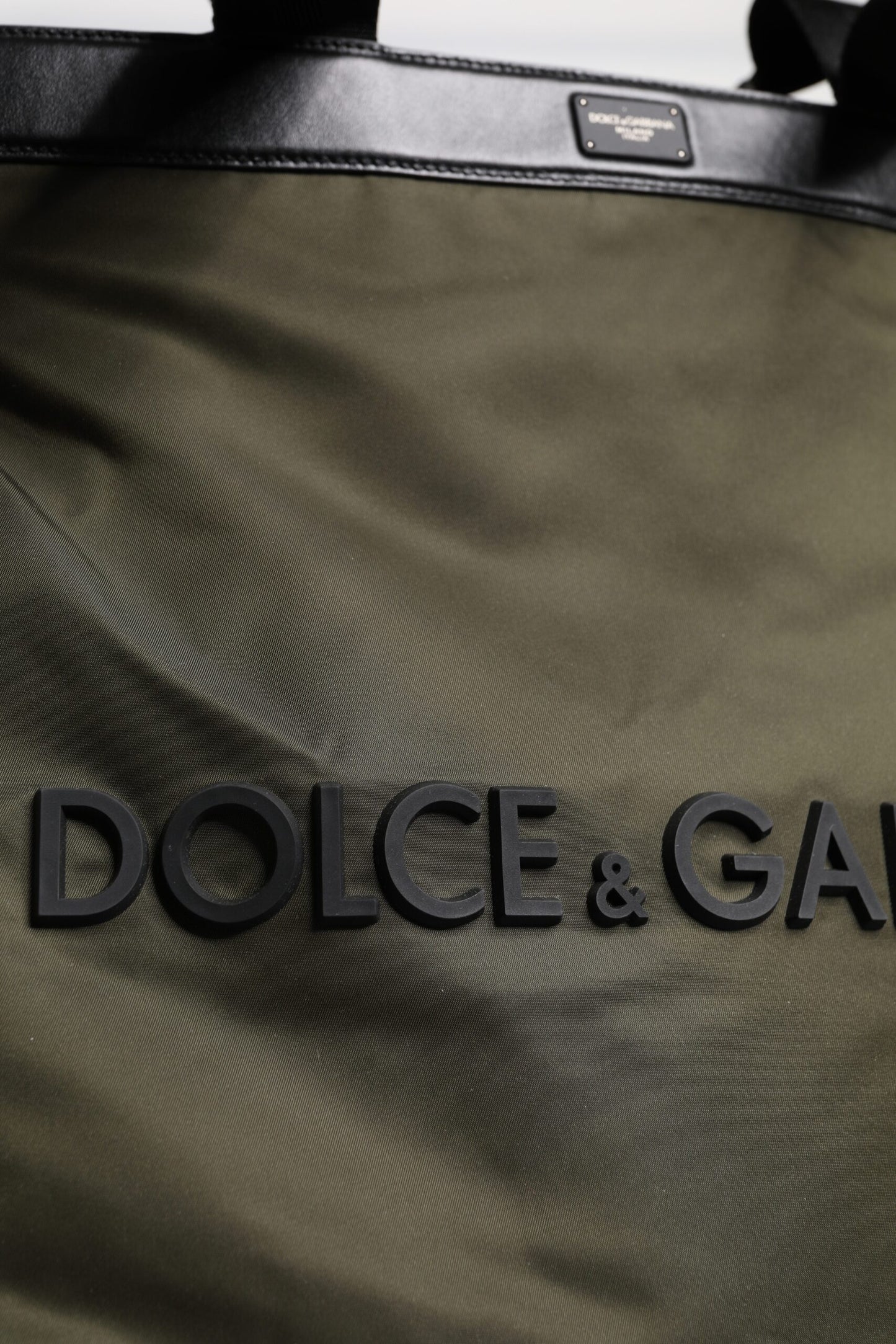 Bolso tote Dolce & Gabbana de nailon verde militar con asa para el hombro